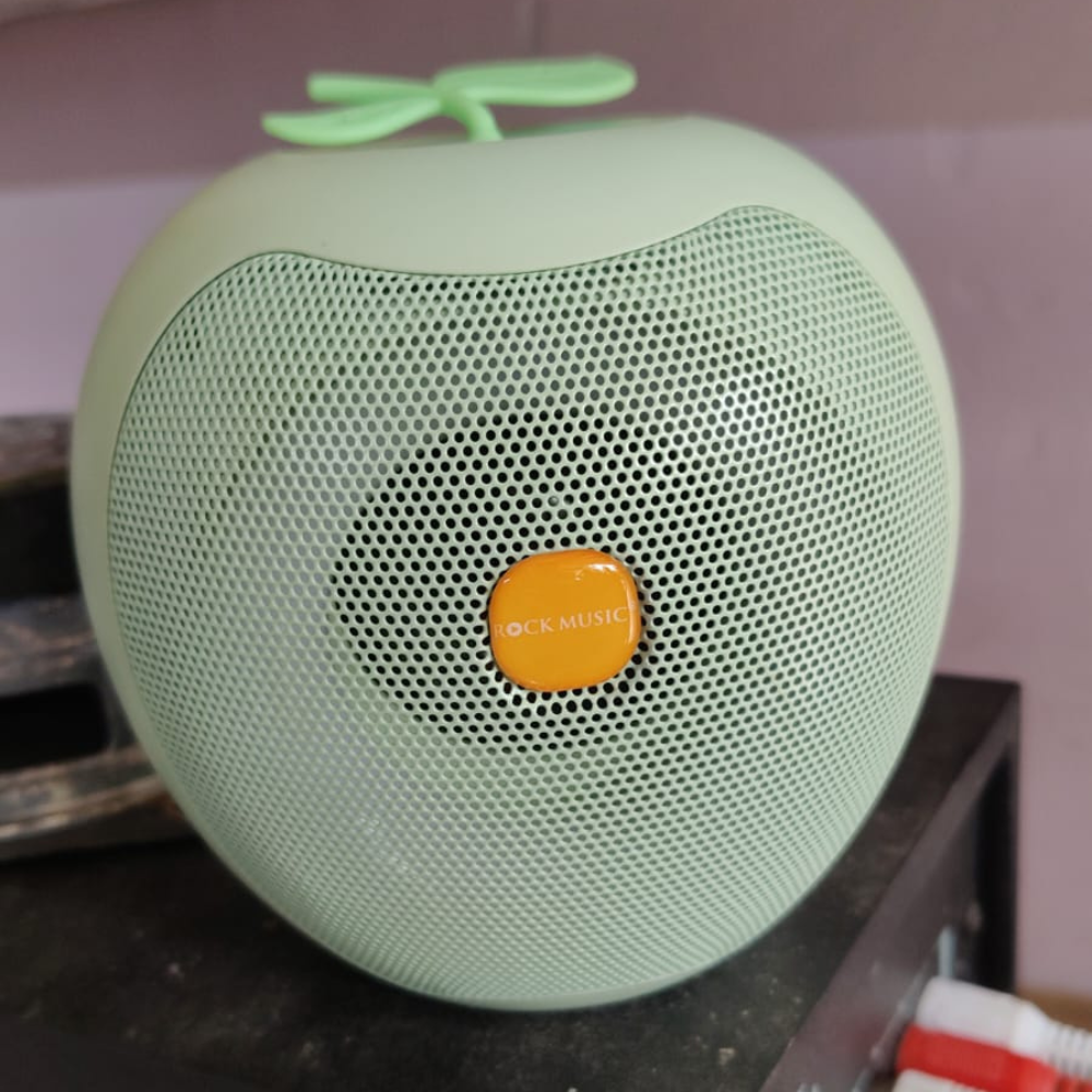 Apple Glow Bluetooth Speaker – The Cutest Way to Feel the Beat!